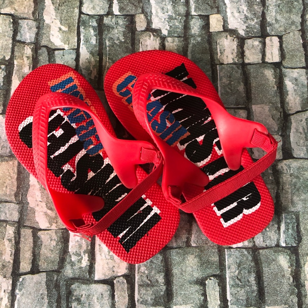 Toddler Boy Flip Flops Sz 5/6